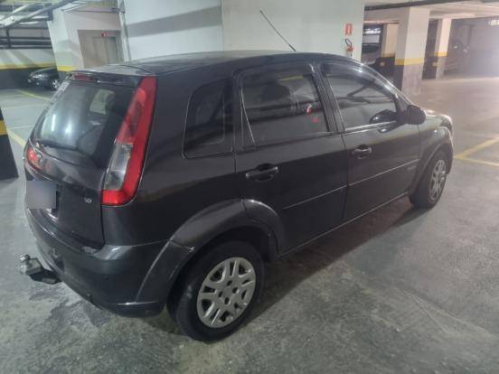FORD FIESTA 1.6 MPI HATCH 8V FLEX 4P MANUAL FORD FIESTA 1.6 MPI HATCH 8V FLEX 4P MANUAL